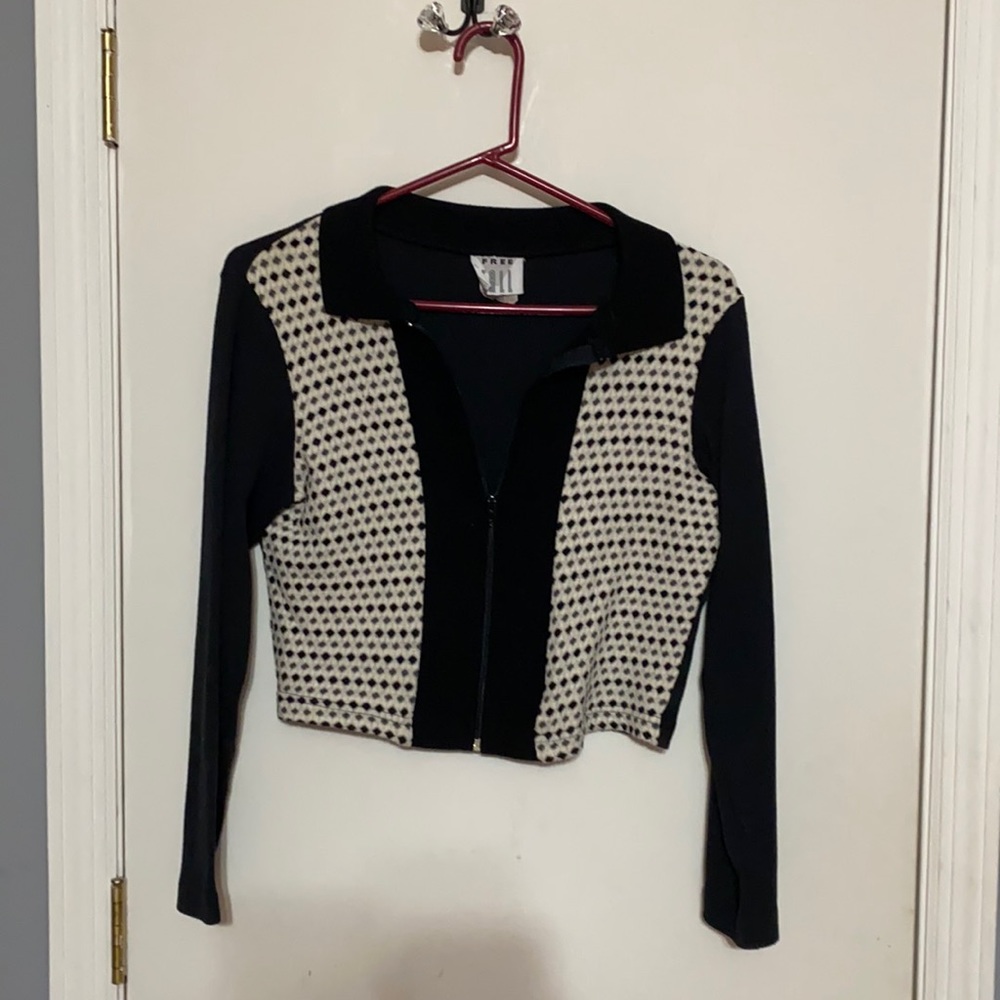 Black and White Zip Up Top